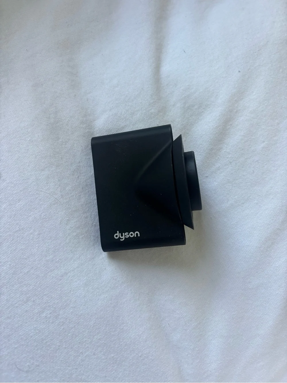 Dyson box and attachments